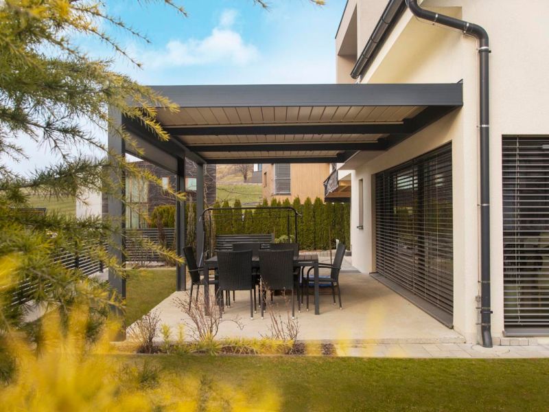 lamelna pergola misteral bioclimatic bioklimatische ziprolo terrace terasa pergole 2c1e95e74 5e87 5f3a 4997e5b651b2e2d