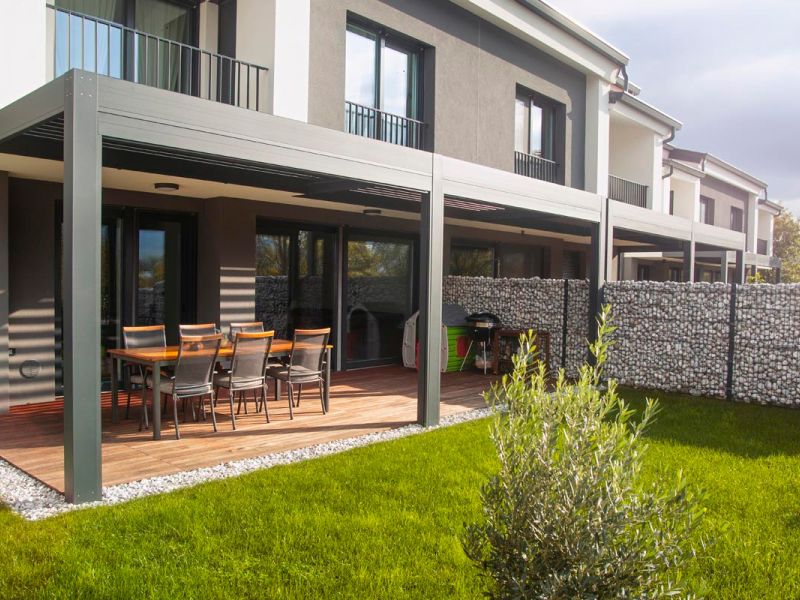 lamelnapergola pergola pergole misteral pergolamisteral ambienti nadstresek terasa terase lamellendach bioklimatskapergola pergolaslovenija misteral bioklimatischepergola ziprolo tenda ambienti4c40efe65027 e3e6e16 b24354dcca93